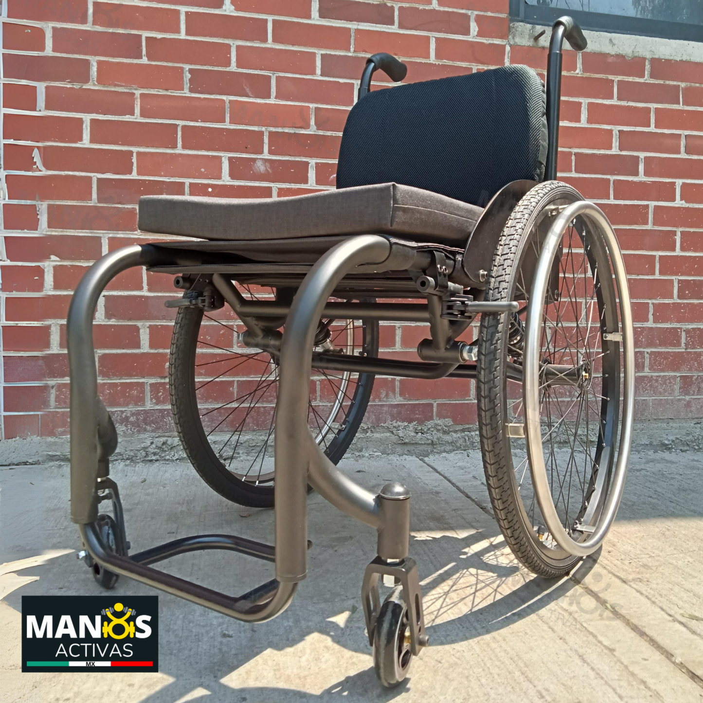 Silla todo terreno, inoxidable con amortiguadores 