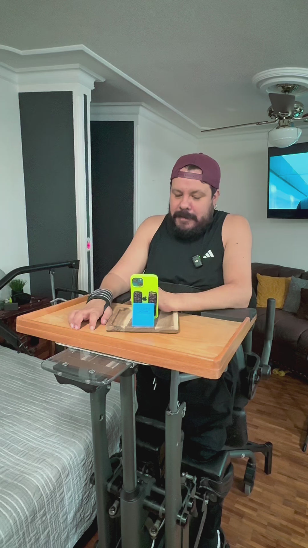 Lápiz Adaptado para Controlar Celulares y Tablets | Incluye Soporte de Mesa para Teléfono